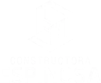 Un logotipo blanco que presenta una forma geométrica abstracta con recortes triangulares sobre el texto "CONSTRUCTORA ESPINOSA".
